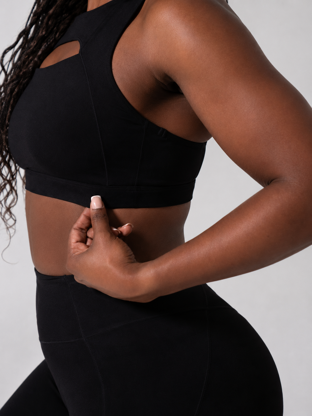 Sprint Her Sports Bra - Onyx Black