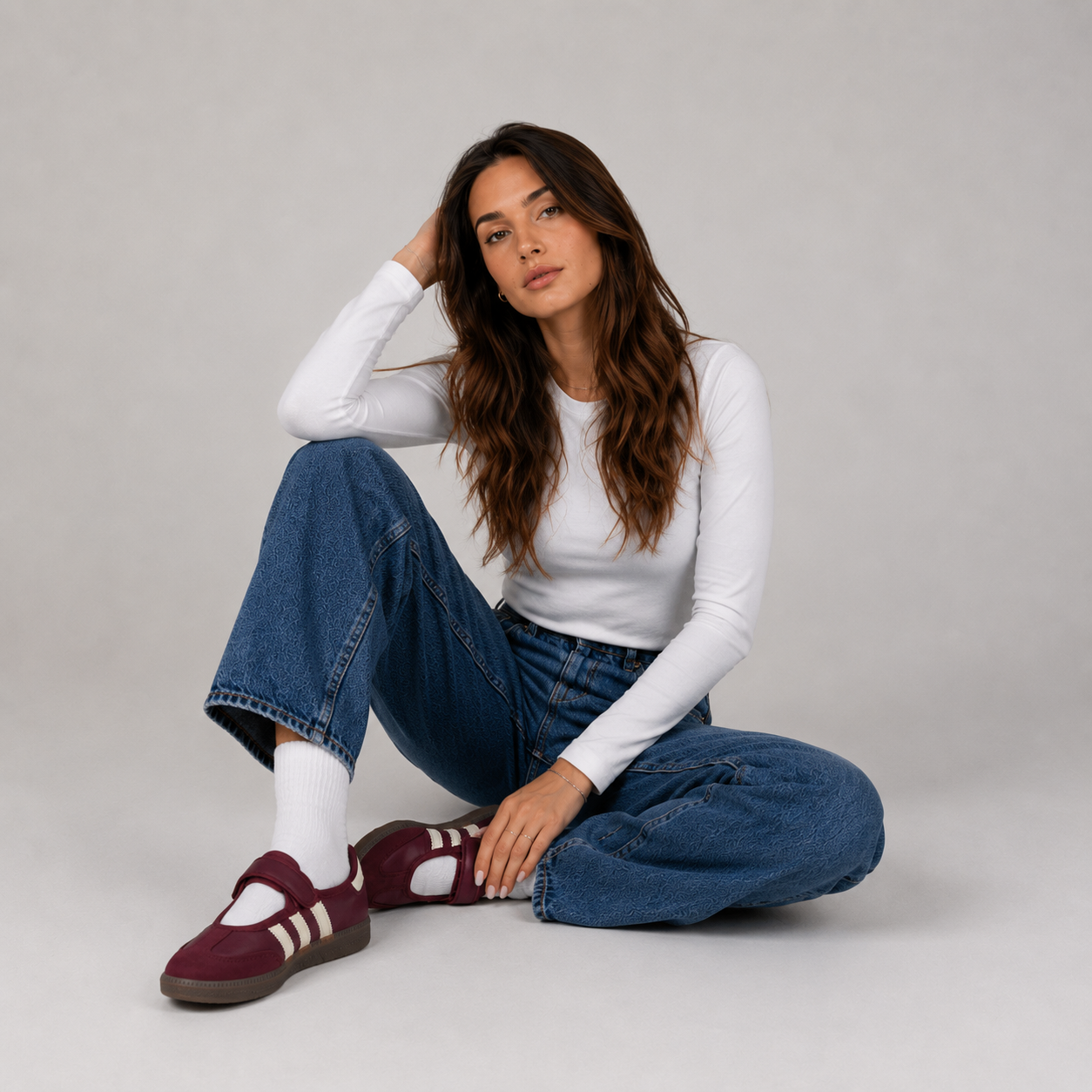 Samba Jane "Maroon White"