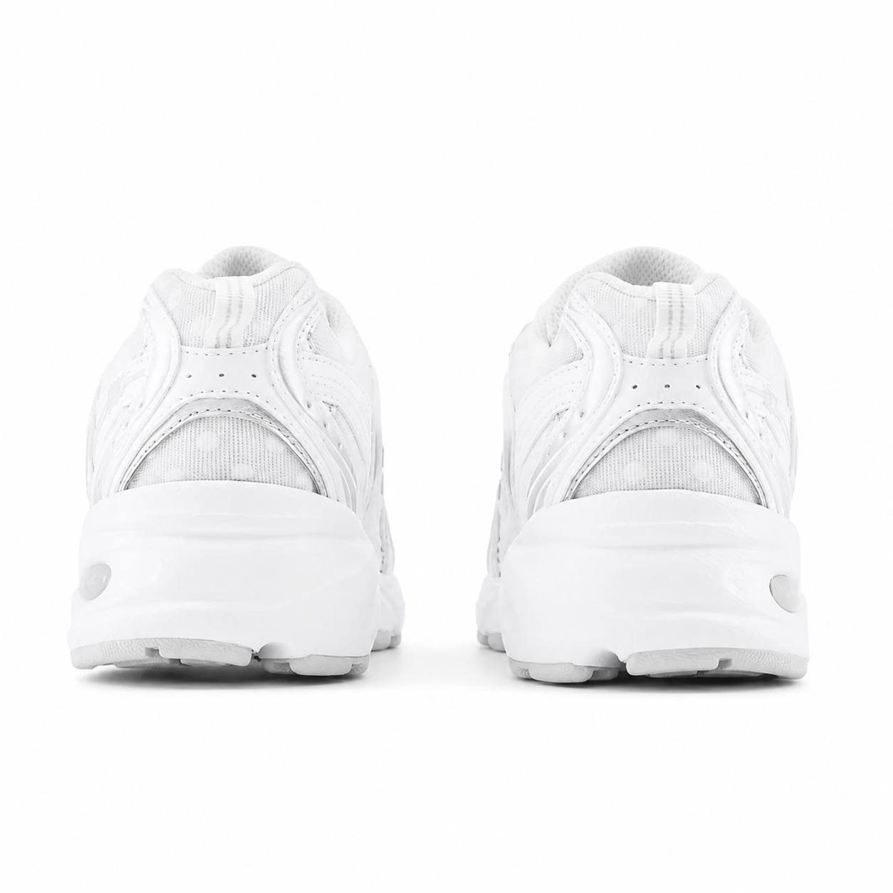 530 "White Silver Metalic"