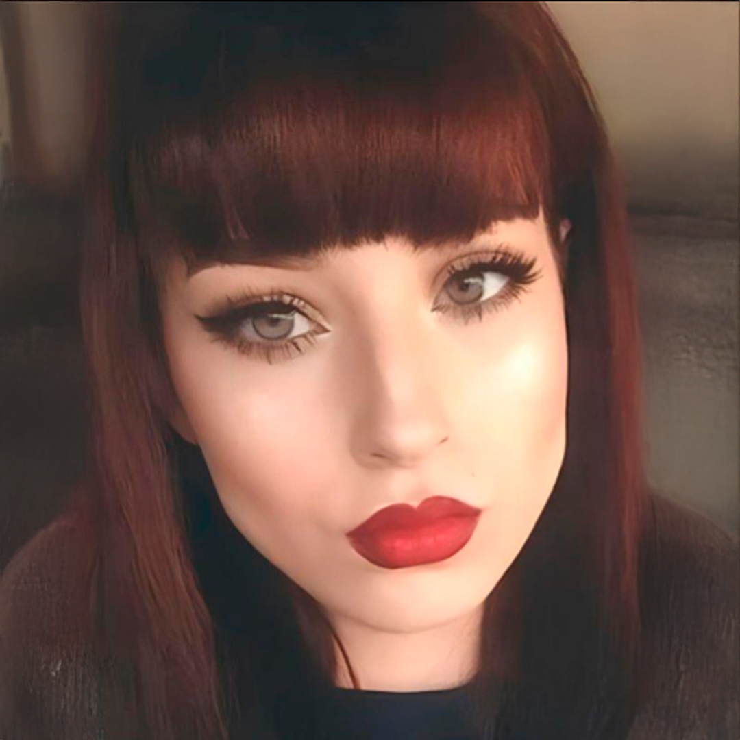 Clip-In Sleek Synthetic Bangs – Natural Look