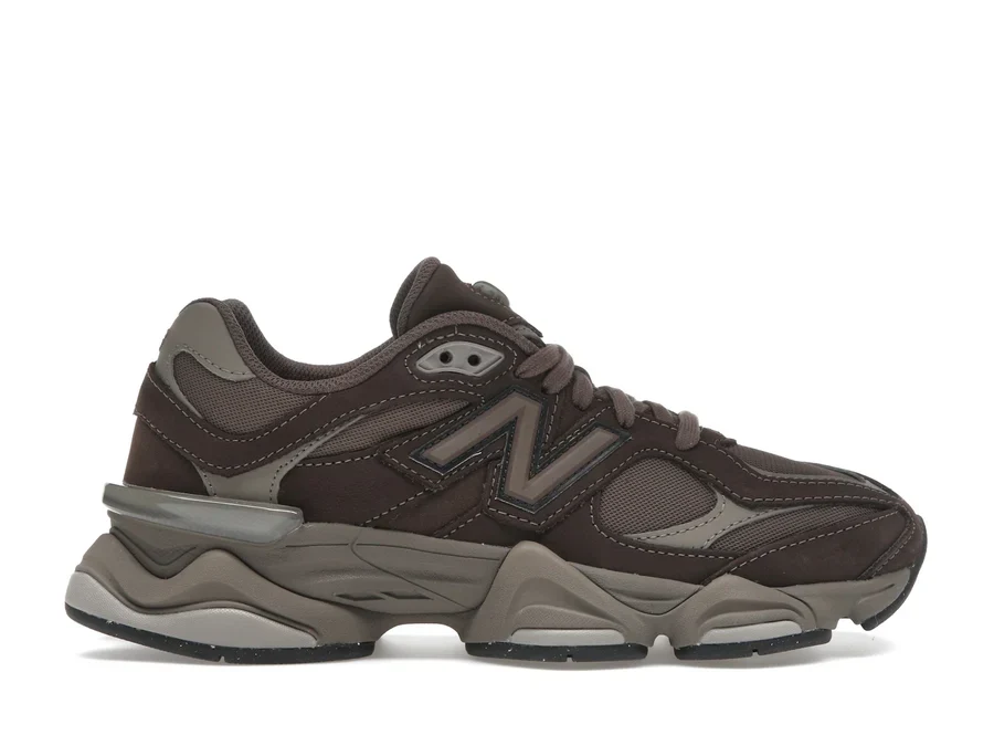 New Balance 9060: Why This Sneaker Is Everywhere Right Now