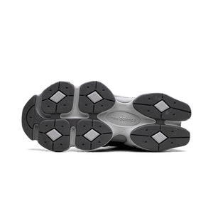 9060 "Black / Castlerock"