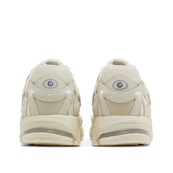 Bad Bunny x adidas Response CL ''Wonder White''