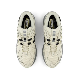 1906R "Cordura Pack Cream"