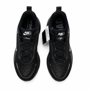 Air Zoom Vomero 18 Triple Black