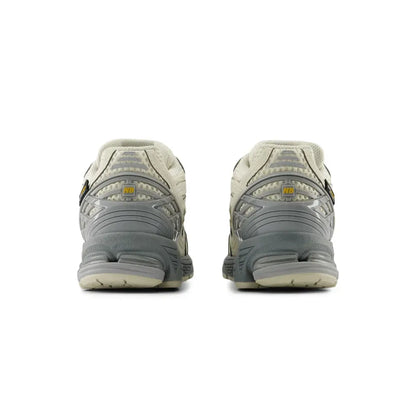1906R "Cordura Pack Cream"
