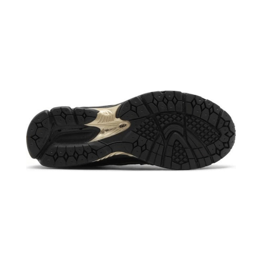 1906R Kith x New Balance "Black"
