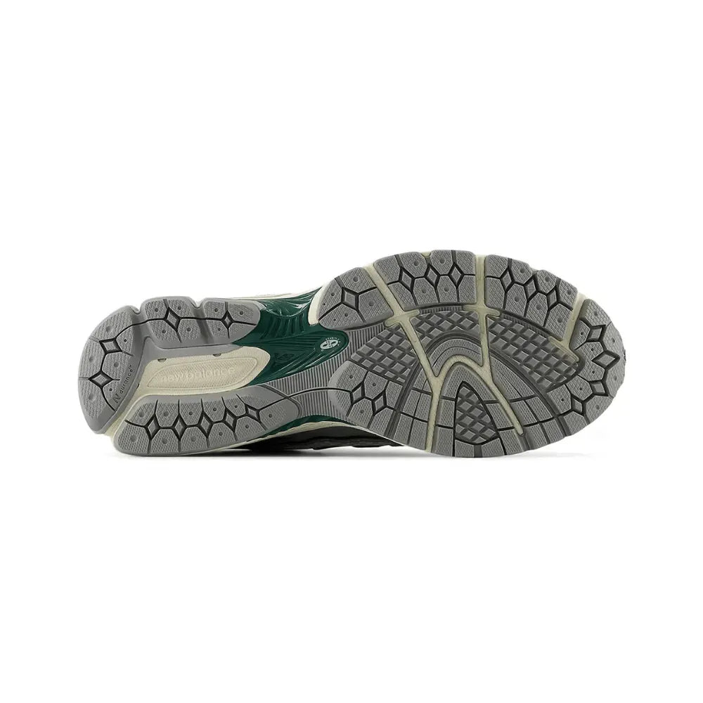 1906R "Cream Grey Green"