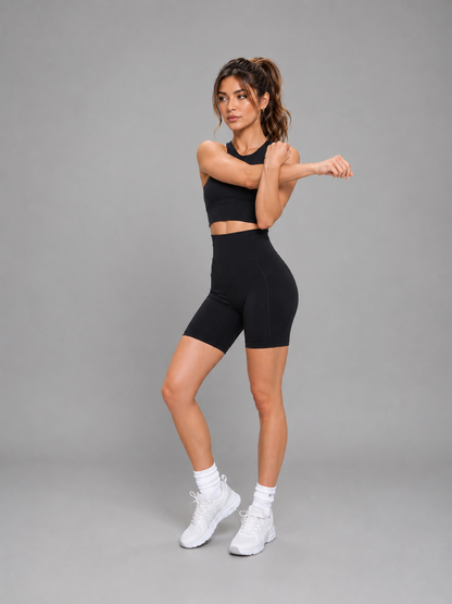 Rosa Pocket Short 7" - Onyx Black