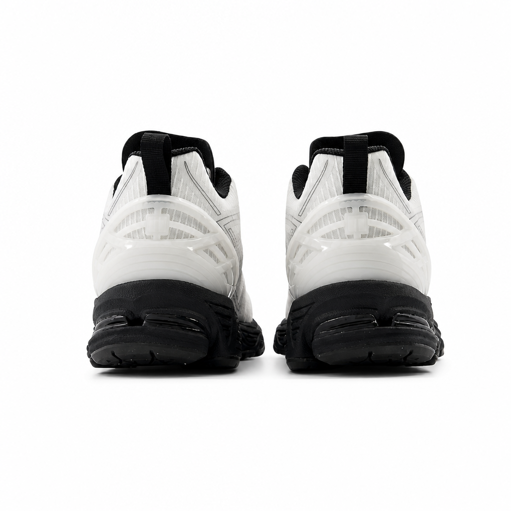 1906R "White Black Castlerock"
