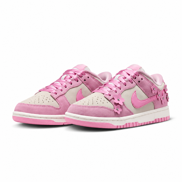 Dunk Low SE "Florette Pink"