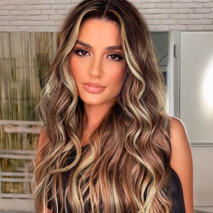 20” Wavy Clip-In Hair Extension – Brown with Highlights