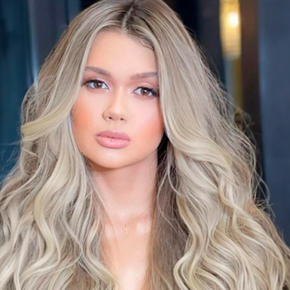 20” Wavy Clip-In Hair Extension – Brown with Highlights